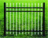 秀偉金屬PVC護欄 美觀耐用的防護解決方案